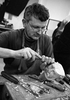 2002-08-099-7744-04a