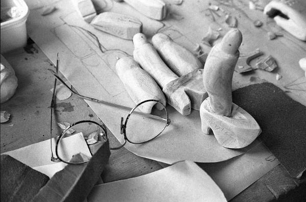 2002-08-099-7744-22a